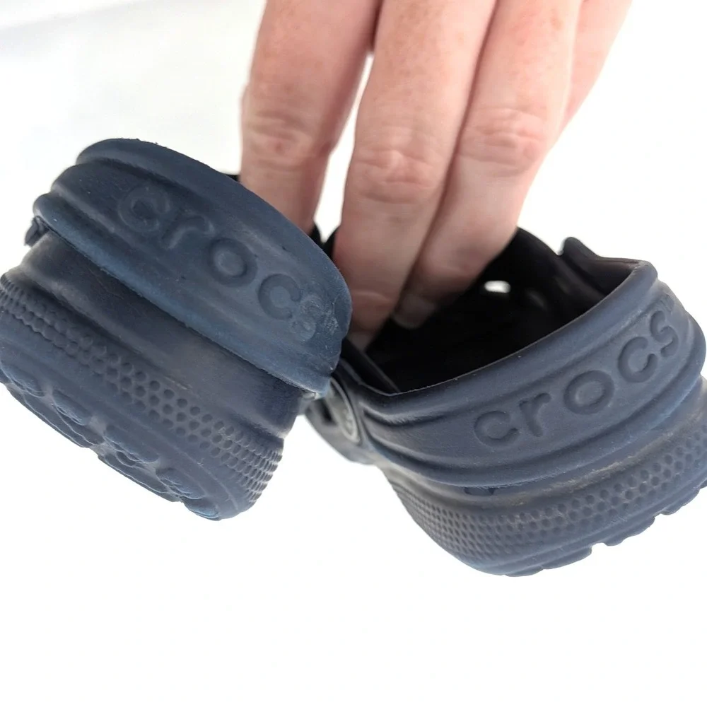 CROCS classic navy